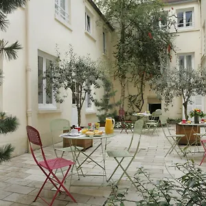 Hotel The Originals City, Lecourbe, Tour Eiffel ***